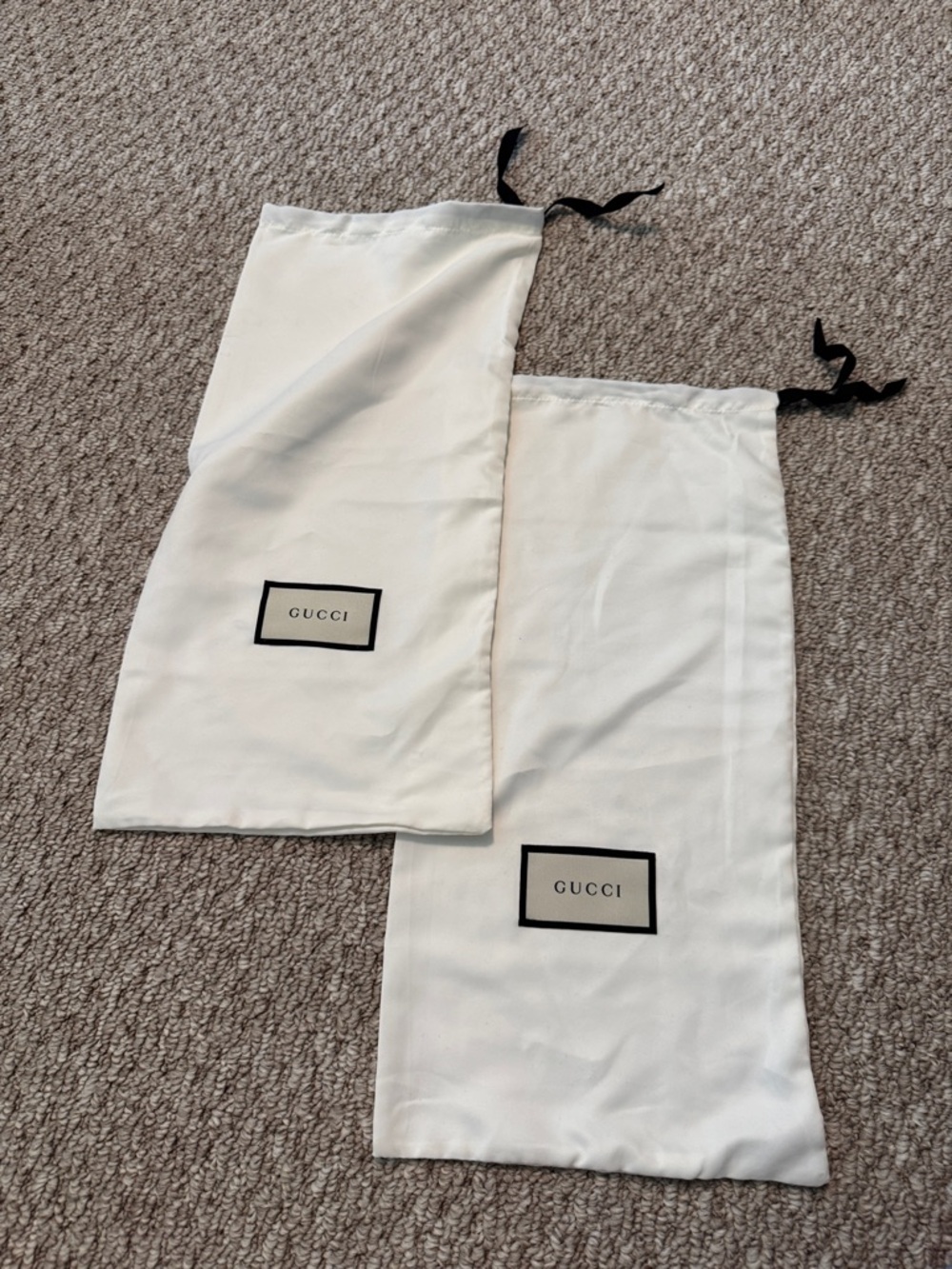 Gucci Cream Satin Drawstring Shoe/Bag Dust Bags with Black Logo